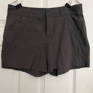 Lucy activewear walkabout shorts